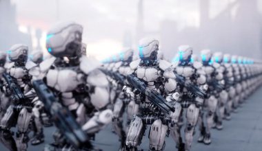 Robotlar yanıtladı: Robot-İnsan savaşı olacak mı?